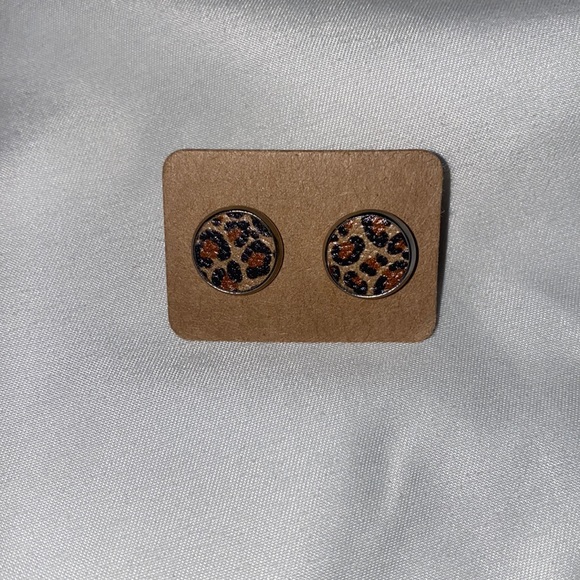 Set of 3 stud earrings - Picture 2 of 5